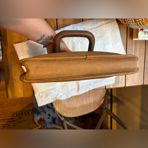 Vintage 1970’s Coach NYC Saddle Handle Clutch Tote - Picture 4 of 8